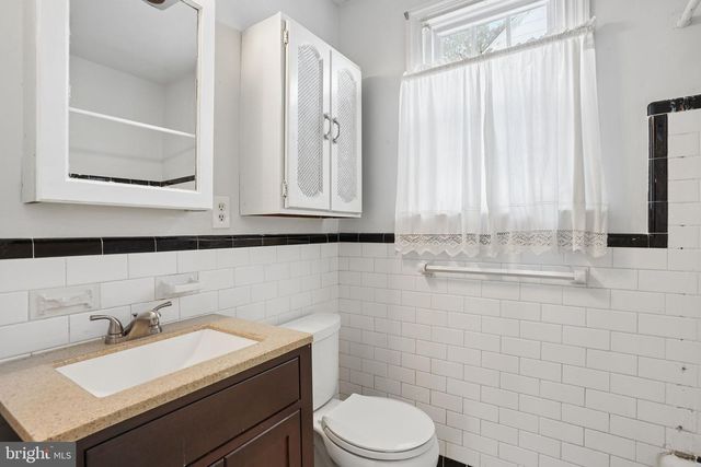 523 ESSEX AVE, Wilmington, DE 19804