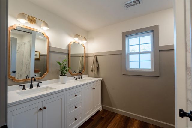 1703 W Moore Street, Heber Springs, AR 72543