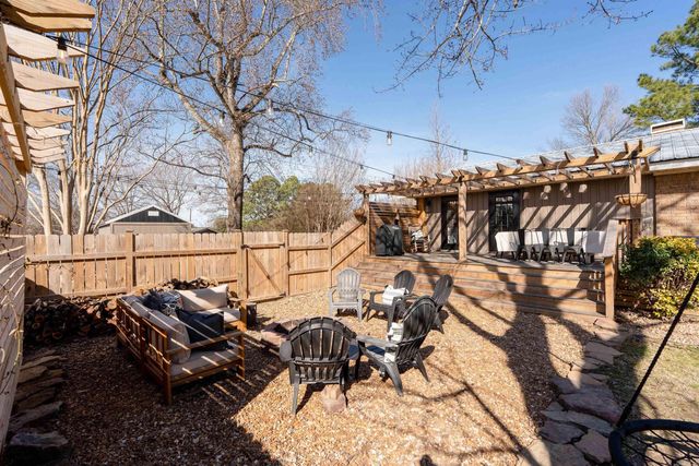 1703 W Moore Street, Heber Springs, AR 72543