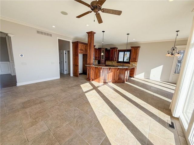 1427 Young Circle, Raymore, MO 64083