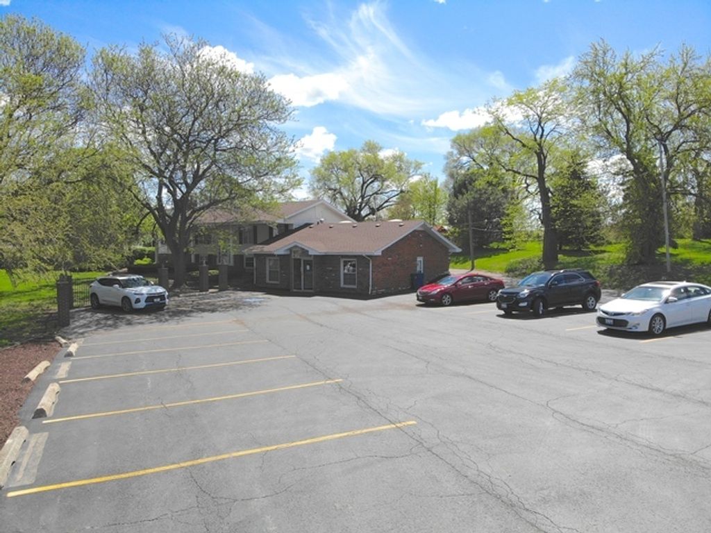 15717 Wolf Road, Orland Park, IL 60467