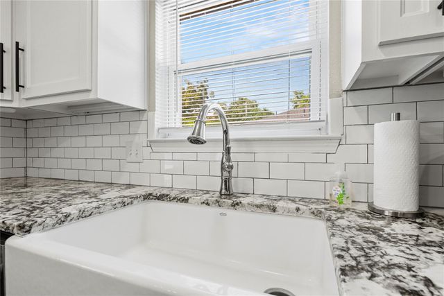 6031 Mcknight Street, Houston, TX 77035