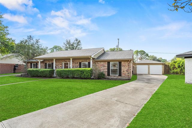 6031 Mcknight Street, Houston, TX 77035