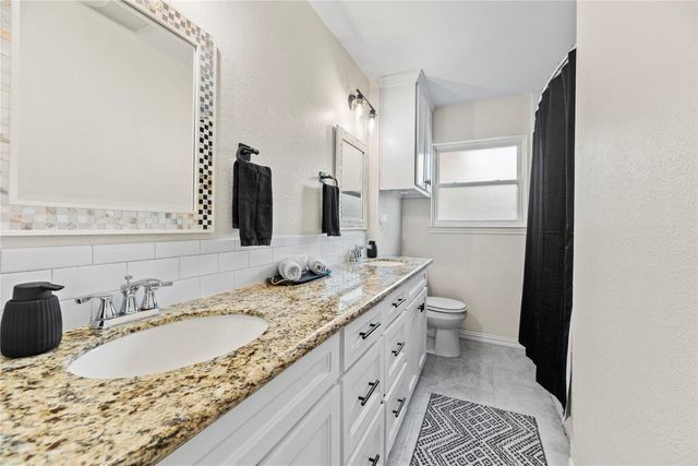 6031 Mcknight Street, Houston, TX 77035