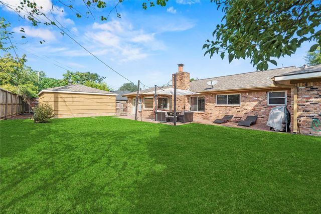 6031 Mcknight Street, Houston, TX 77035