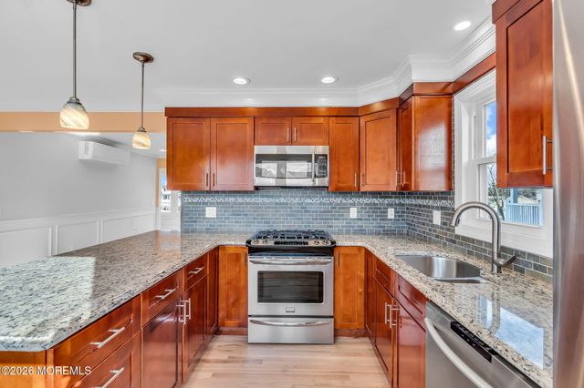 7 Halsey Drive, Brick, NJ 08723