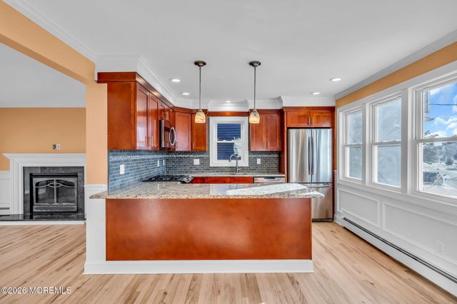 7 Halsey Drive, Brick, NJ 08723