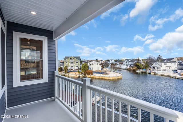 7 Halsey Drive, Brick, NJ 08723