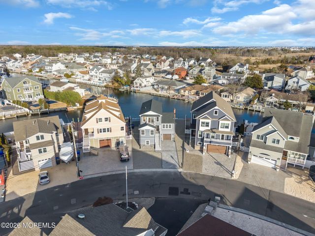 7 Halsey Drive, Brick, NJ 08723