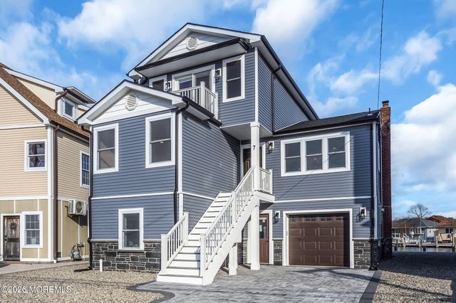 7 Halsey Drive, Brick, NJ 08723