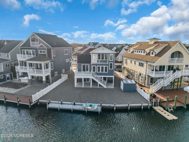 7 Halsey Drive, Brick, NJ 08723