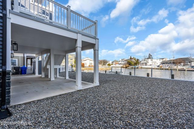 7 Halsey Drive, Brick, NJ 08723