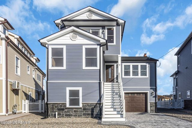 7 Halsey Drive, Brick, NJ 08723