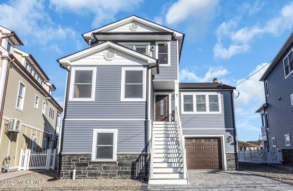 7 Halsey Drive, Brick, NJ 08723