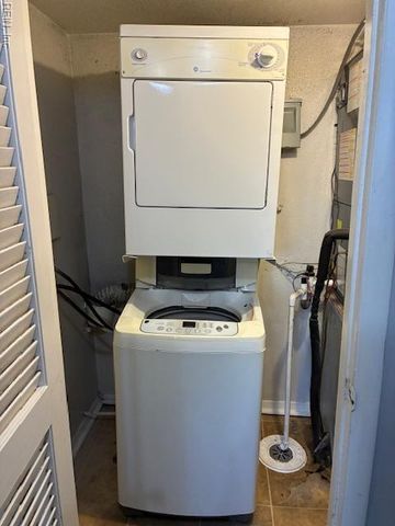 1049 Dubose DR, Norfolk, VA 23504