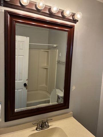 1049 Dubose DR, Norfolk, VA 23504