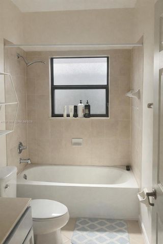 24042 SW 114th Pl, Homestead, FL 33032