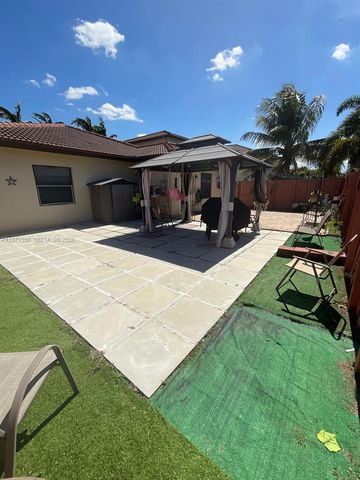 24042 SW 114th Pl, Homestead, FL 33032