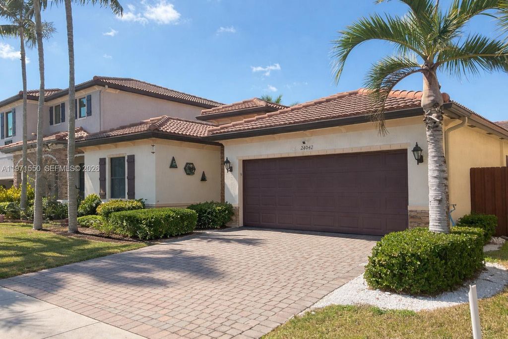 24042 SW 114th Pl, Homestead, FL 33032
