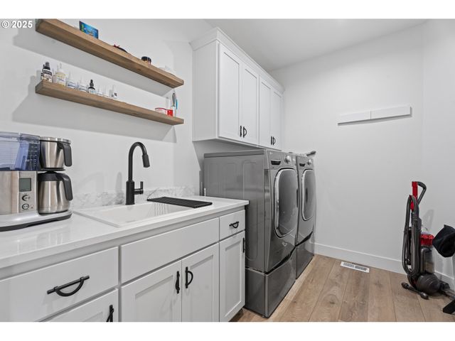 50322 briarwood Ct, Scappoose, OR 97056