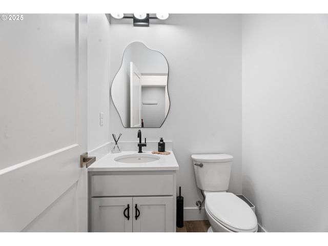 50322 briarwood Ct, Scappoose, OR 97056