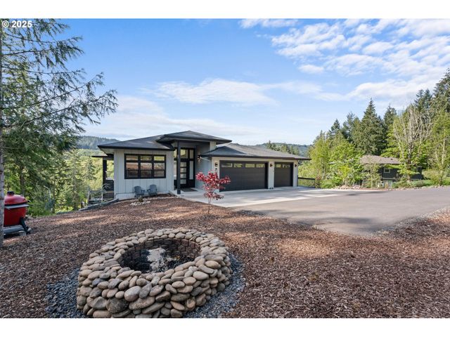 50322 briarwood Ct, Scappoose, OR 97056