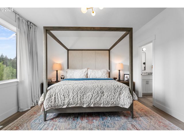 50322 briarwood Ct, Scappoose, OR 97056