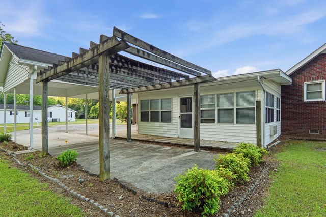 10163 Charleston Highway, Saint George, SC 29477