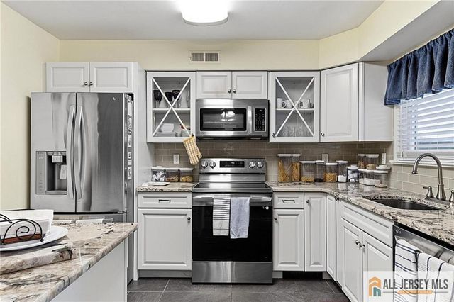 491 Delair Road 491B, Monroe, NJ 08831