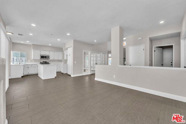 4045 Lexington Court, Palmdale, CA 93552