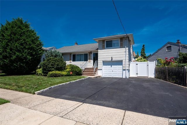 44 Lorrie Lane, Clifton, NJ 07012