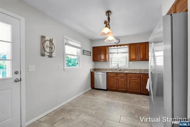 44 Lorrie Lane, Clifton, NJ 07012