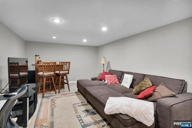 44 Lorrie Lane, Clifton, NJ 07012