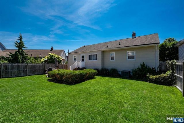 44 Lorrie Lane, Clifton, NJ 07012