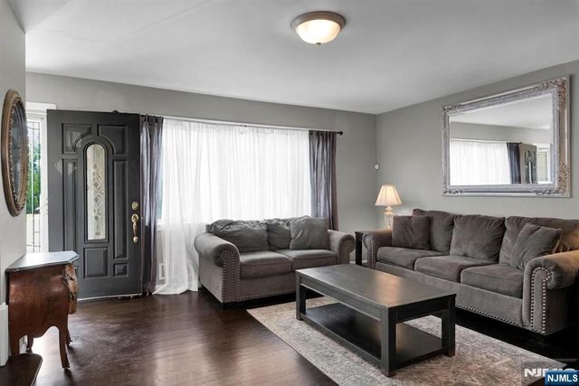 44 Lorrie Lane, Clifton, NJ 07012