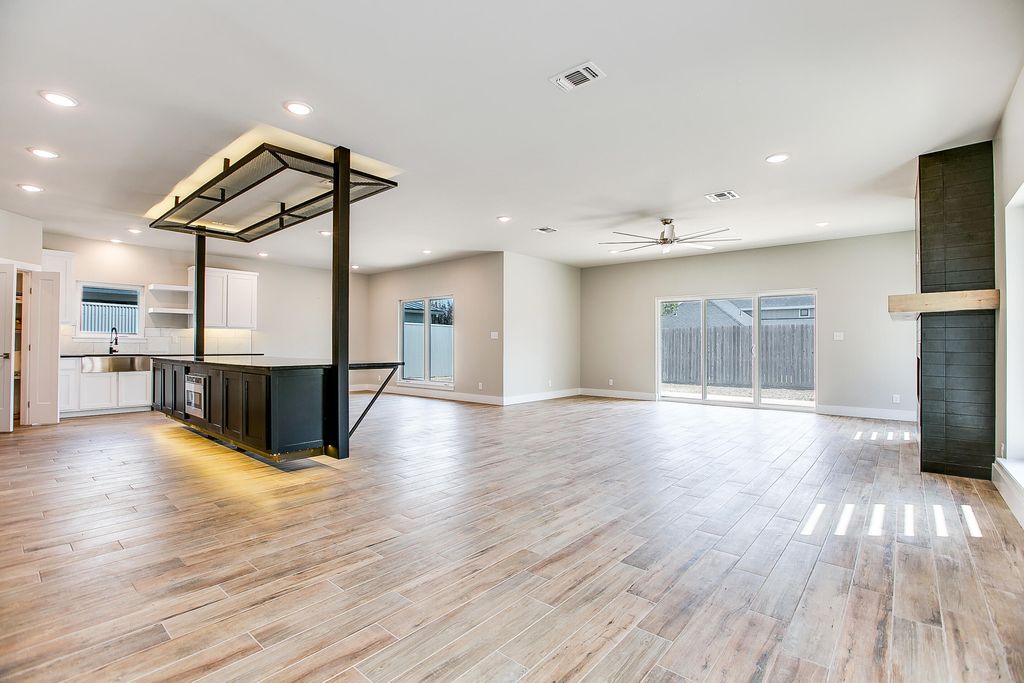 Image 12 of property listing at 4998 Silver Creek Pass, San Angelo, TX 76904