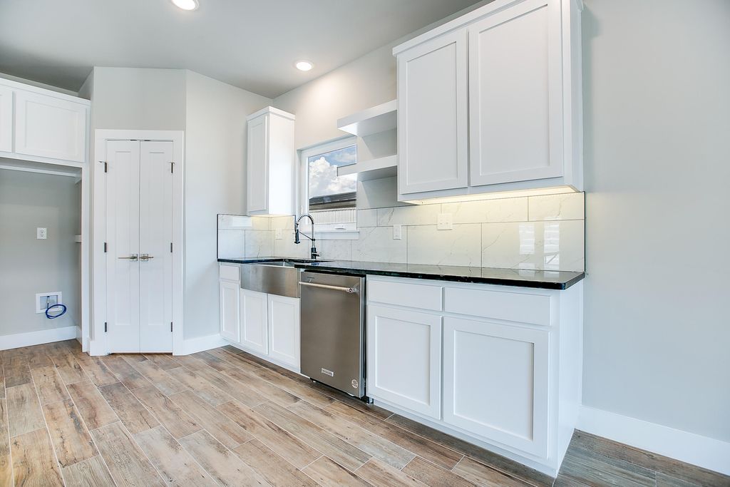 Image 16 of property listing at 4998 Silver Creek Pass, San Angelo, TX 76904