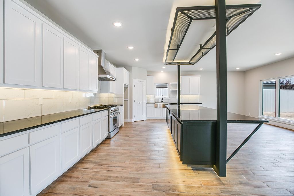 Image 18 of property listing at 4998 Silver Creek Pass, San Angelo, TX 76904