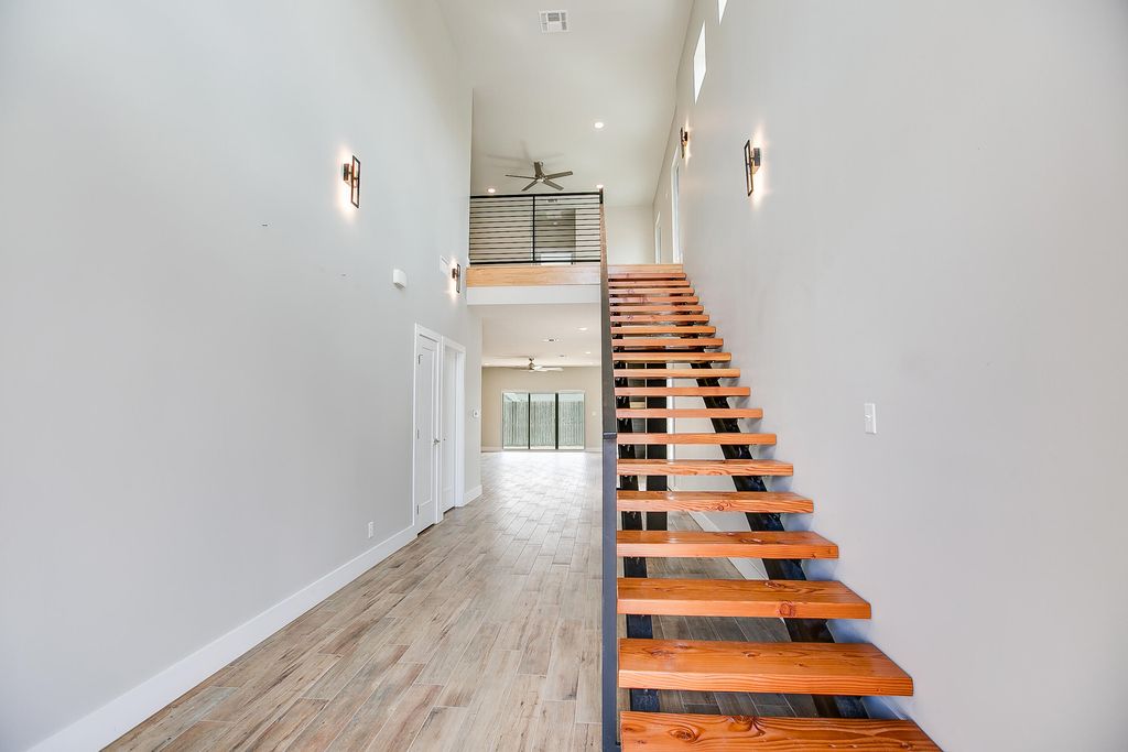 Image 5 of property listing at 4998 Silver Creek Pass, San Angelo, TX 76904