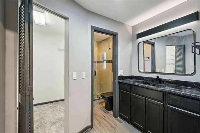 2015 RONALD CIRCLE, Seffner, FL 33584