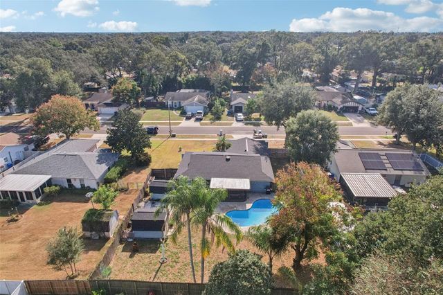 2015 RONALD CIRCLE, Seffner, FL 33584