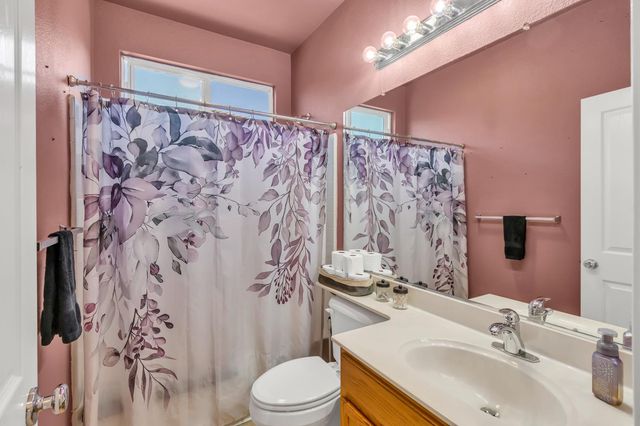 353 Eagle Dr, Ione, CA 95640