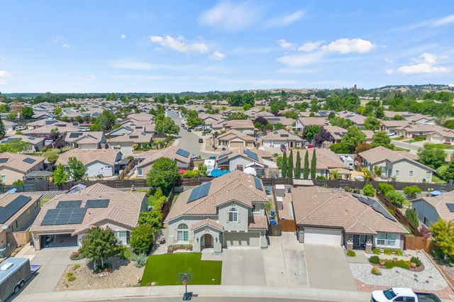 353 Eagle Dr, Ione, CA 95640