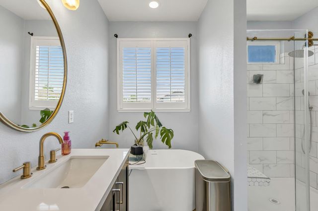 353 Eagle Dr, Ione, CA 95640