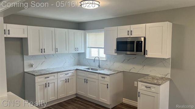 19758 Vermander Avenue, Clinton Charter Township, MI 48035