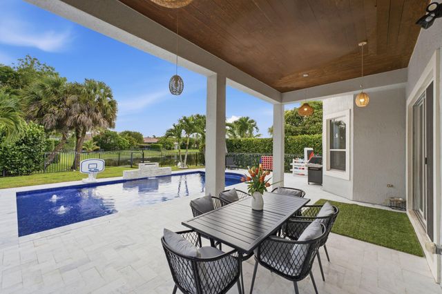 12339 NW 77th Manor, Parkland, FL 33076
