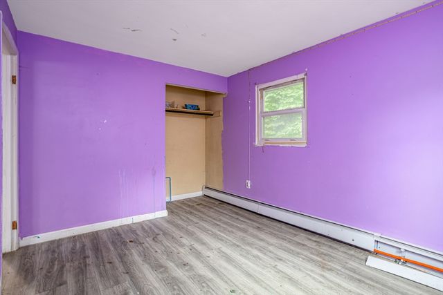 61 Barry Rd, Worcester, MA 01609