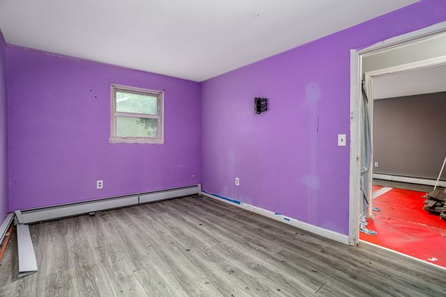 61 Barry Rd, Worcester, MA 01609