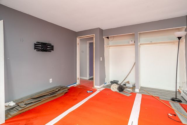 61 Barry Rd, Worcester, MA 01609