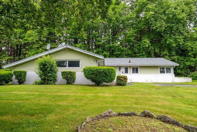 61 Barry Rd, Worcester, MA 01609